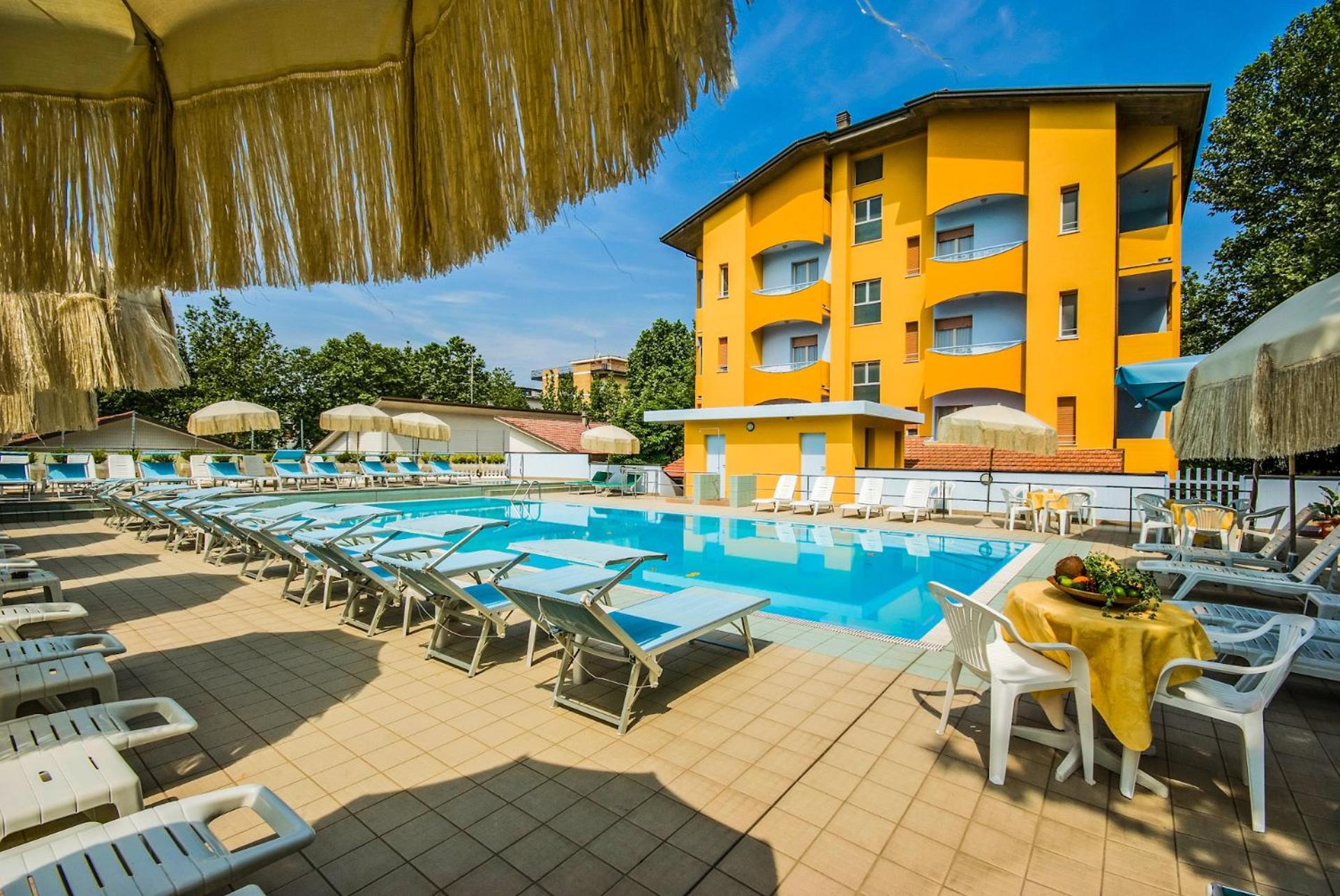 Hotel & Residence Parador Cesena Bagian luar foto